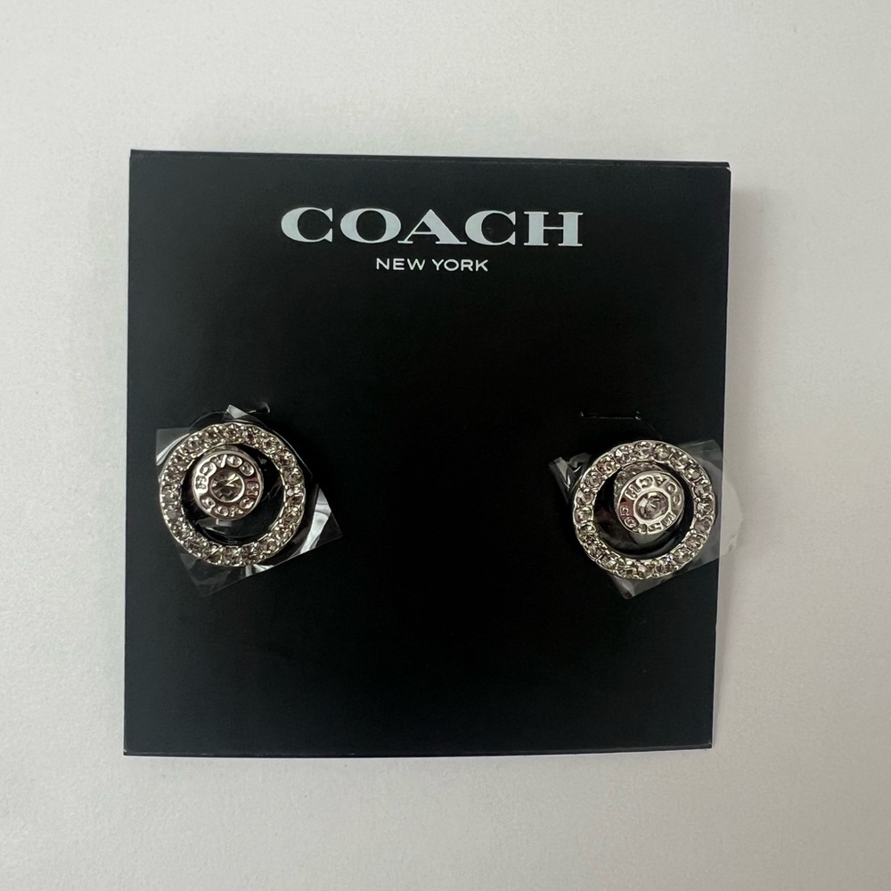 NWT Coach Open Circle Halo Pave Stud Earrings